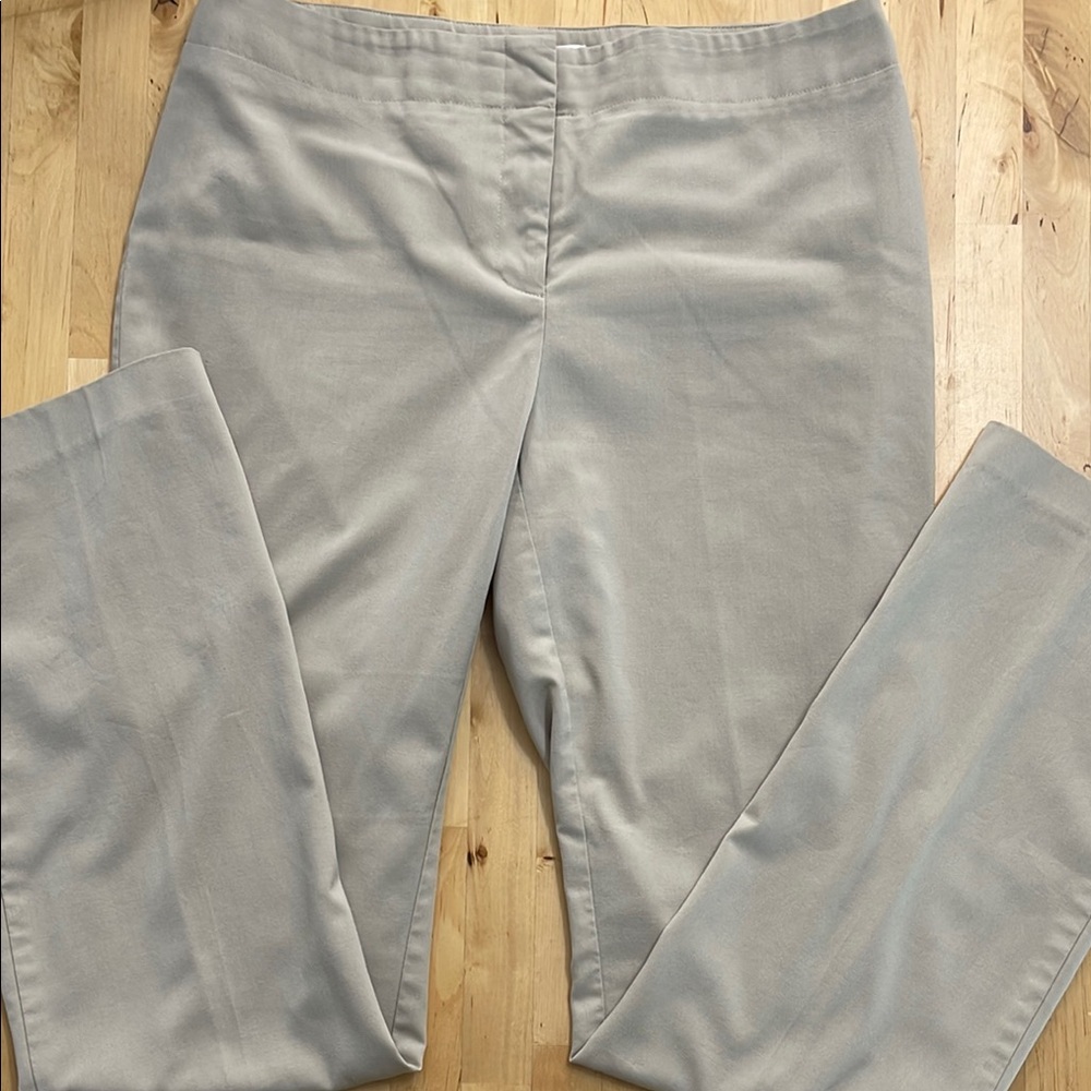 Chico's Career Pants Women’s Tan Trousers Stretch Straight Leg Smooth Casual